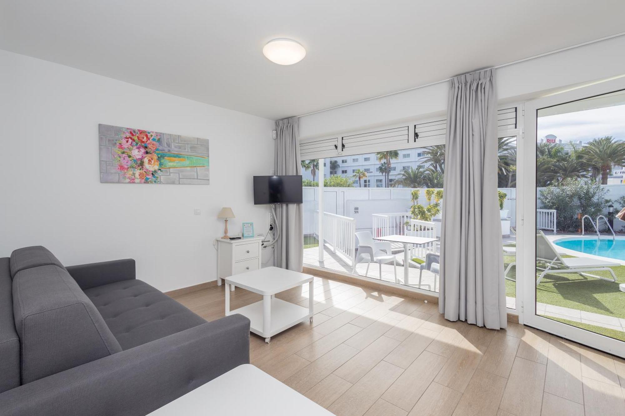Lightbooking Alemania Piscina Privada Playa Del Ingles Exterior photo